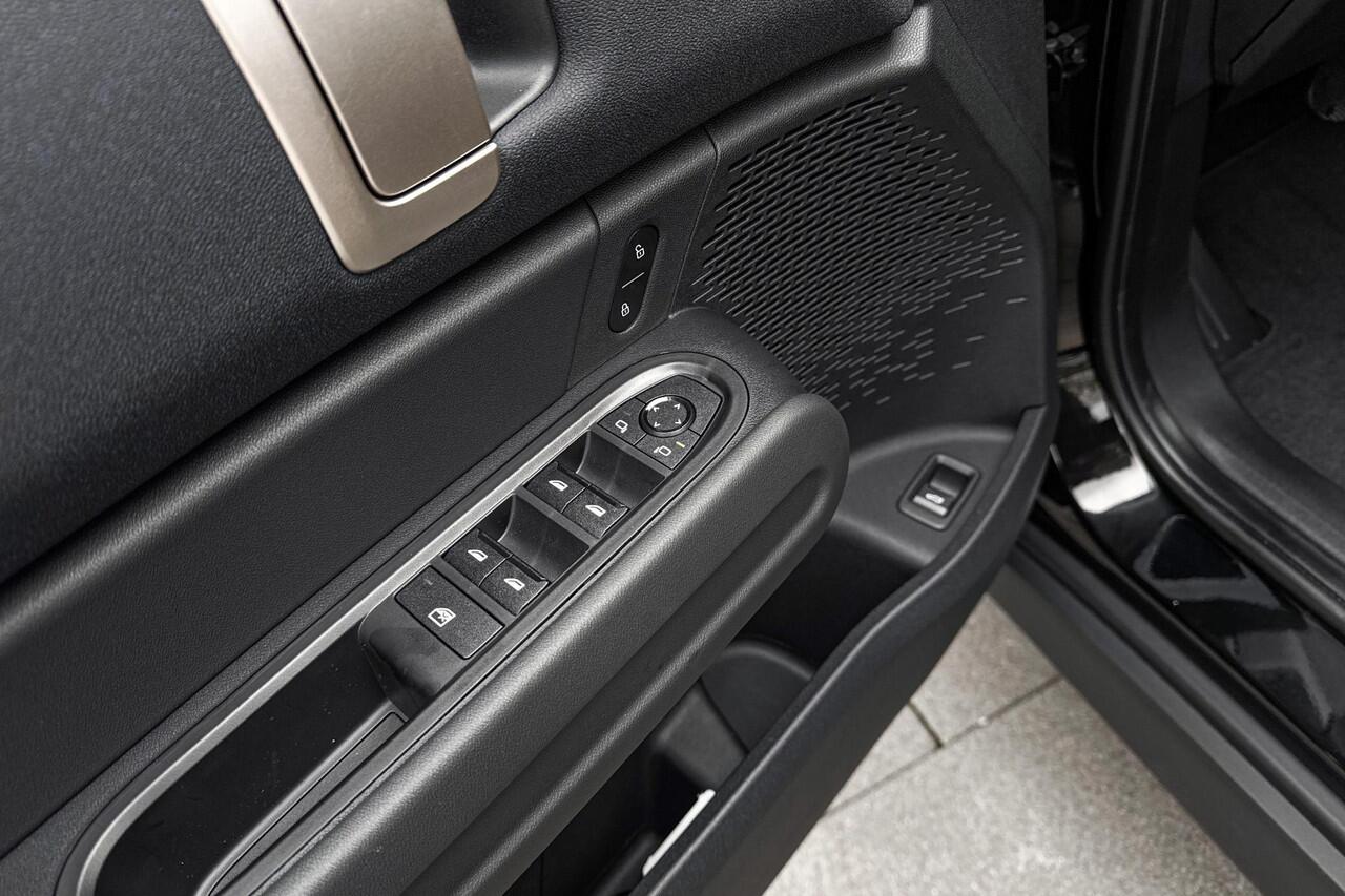 Mini COUNTRYMAN C Essential XS Essential Trim | Pakket XS |