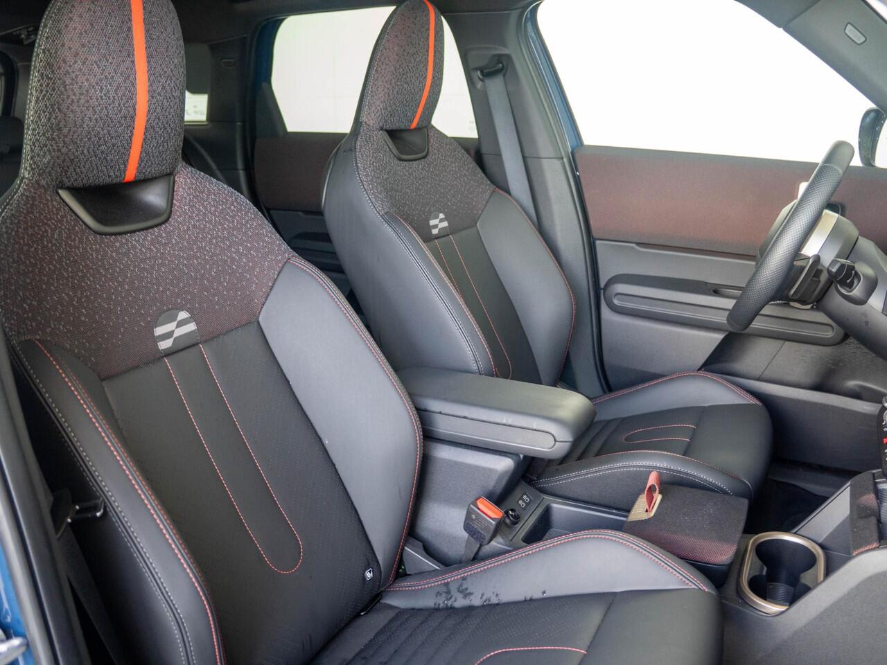 Mini COUNTRYMAN C John Cooper Works Trim + Package XL