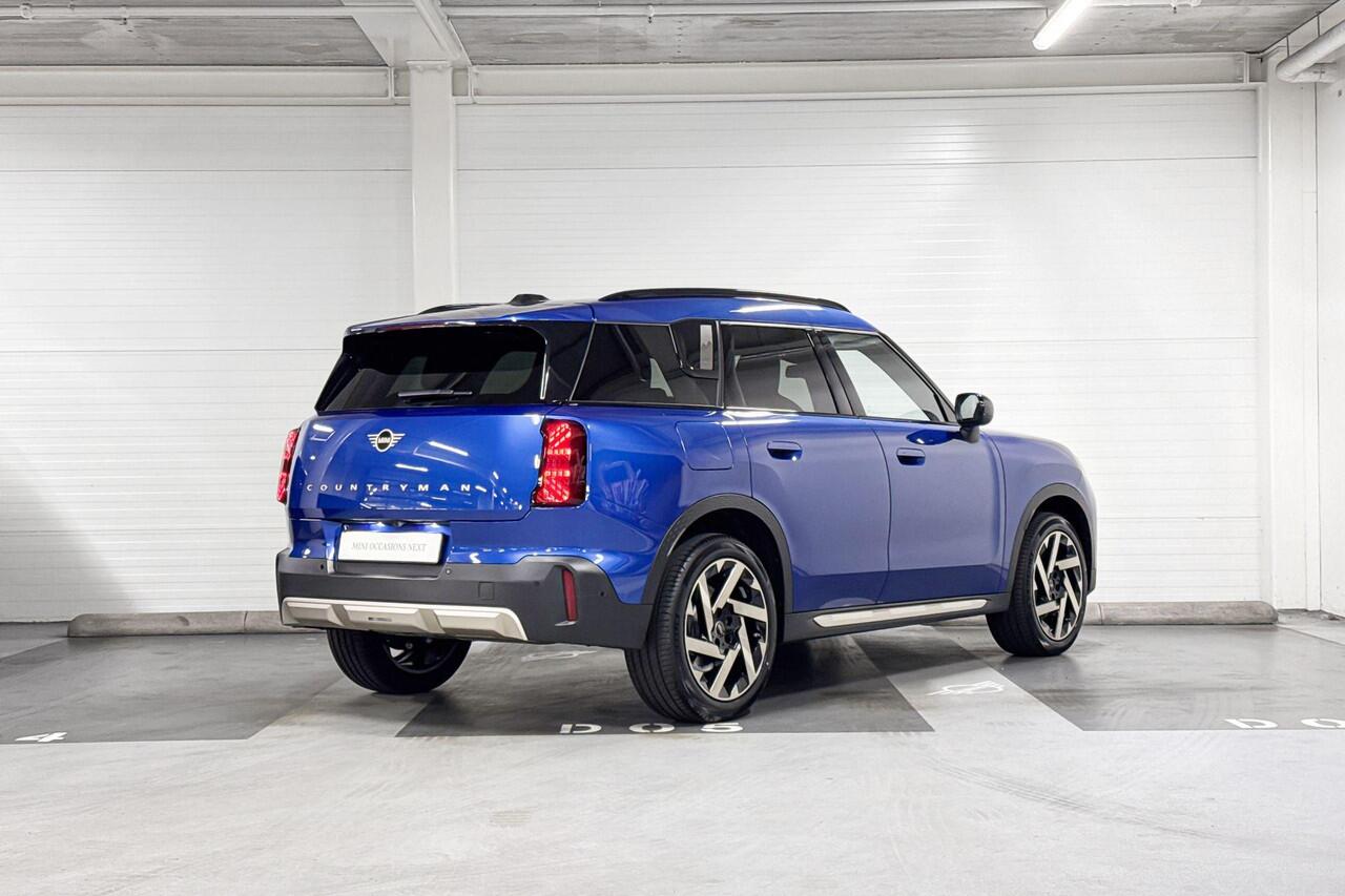 Mini COUNTRYMAN C | Favoured Uitvoering | Pakket M | 19" Kaleido Spoke 2-tone