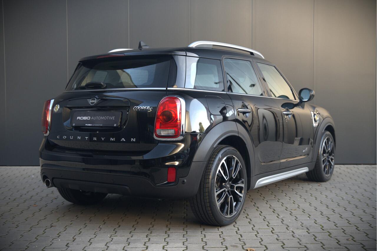 Mini COUNTRYMAN Mini 2.0 Cooper S E ALL4 | Stoelverwarming | Parkeersensoren | Apple Carplay | Navigatie | Keyless | Ambiance Verlichting | Climate Control |