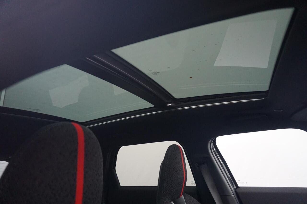 Mini COUNTRYMAN SE ALL4 John Cooper Works Trim | Pakket XL | Elektrische Trekhaak | Comfort Access | Driving Assistant Professional | Harman Kardon | Head-Up Display | Glazen panoramadak