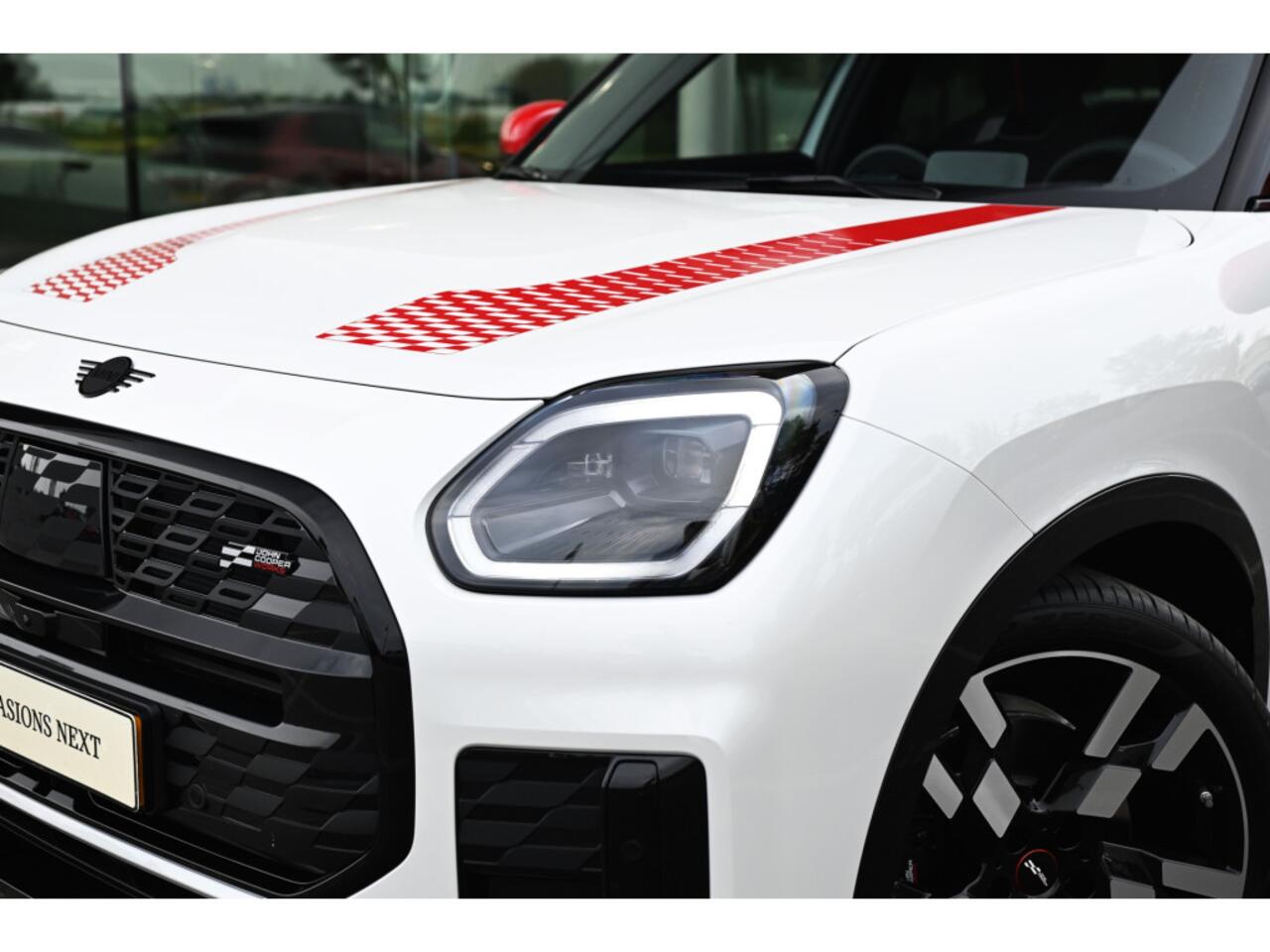 Mini COUNTRYMAN E / John Cooper Works / Pakket L / 20" John Cooper Works Flag Spoke 2-tone