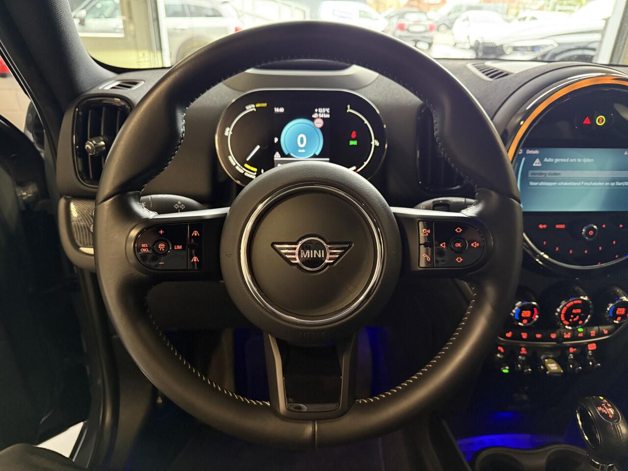 Mini COUNTRYMAN 2.0 Cooper SE ALL4 Pano/H&K/Camera