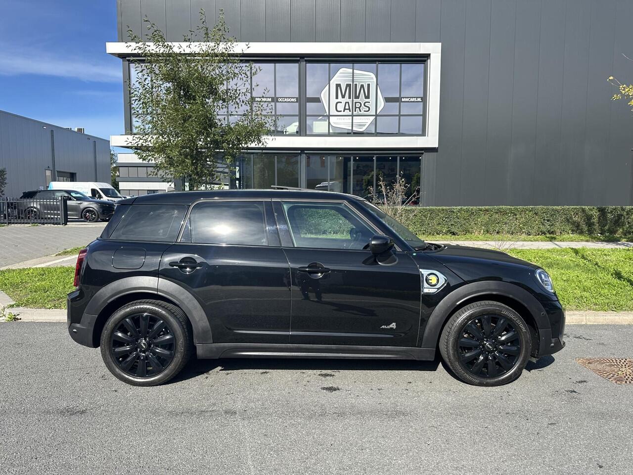 Mini COUNTRYMAN 2.0 Cooper SE ALL4 Pano, Leder, Keyless, Carplay