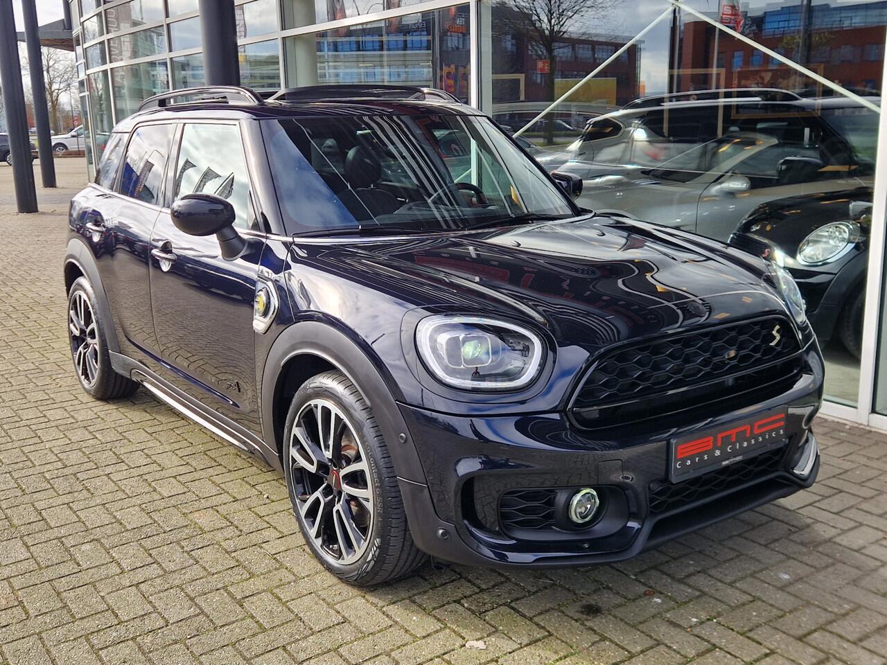 Mini COUNTRYMAN Mini 2.0 Cooper S E ALL4 John Cooper Works Panorama ACC HUD HK VOL!