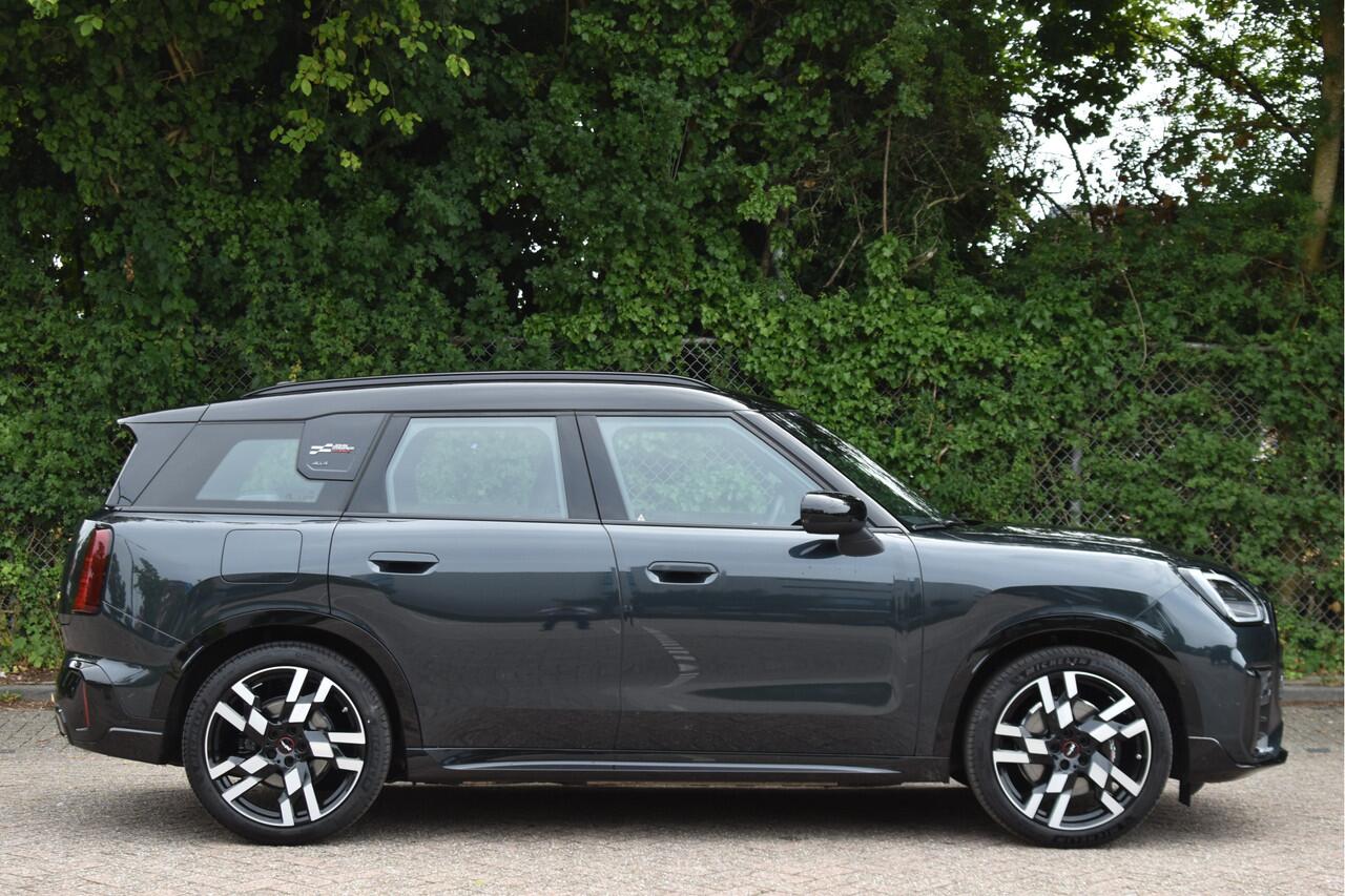 Mini COUNTRYMAN Mini S 313 PK SE ALL4 John Cooper Works S 66.5 kWh | NL-Auto | Standkachel | Camera | Keyless | HUD | Stuurverwarming | Carplay | Full LED