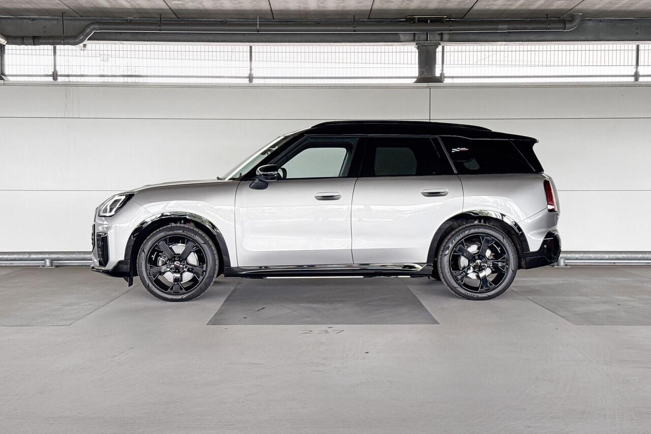 Mini COUNTRYMAN E John Cooper Works L | Selections