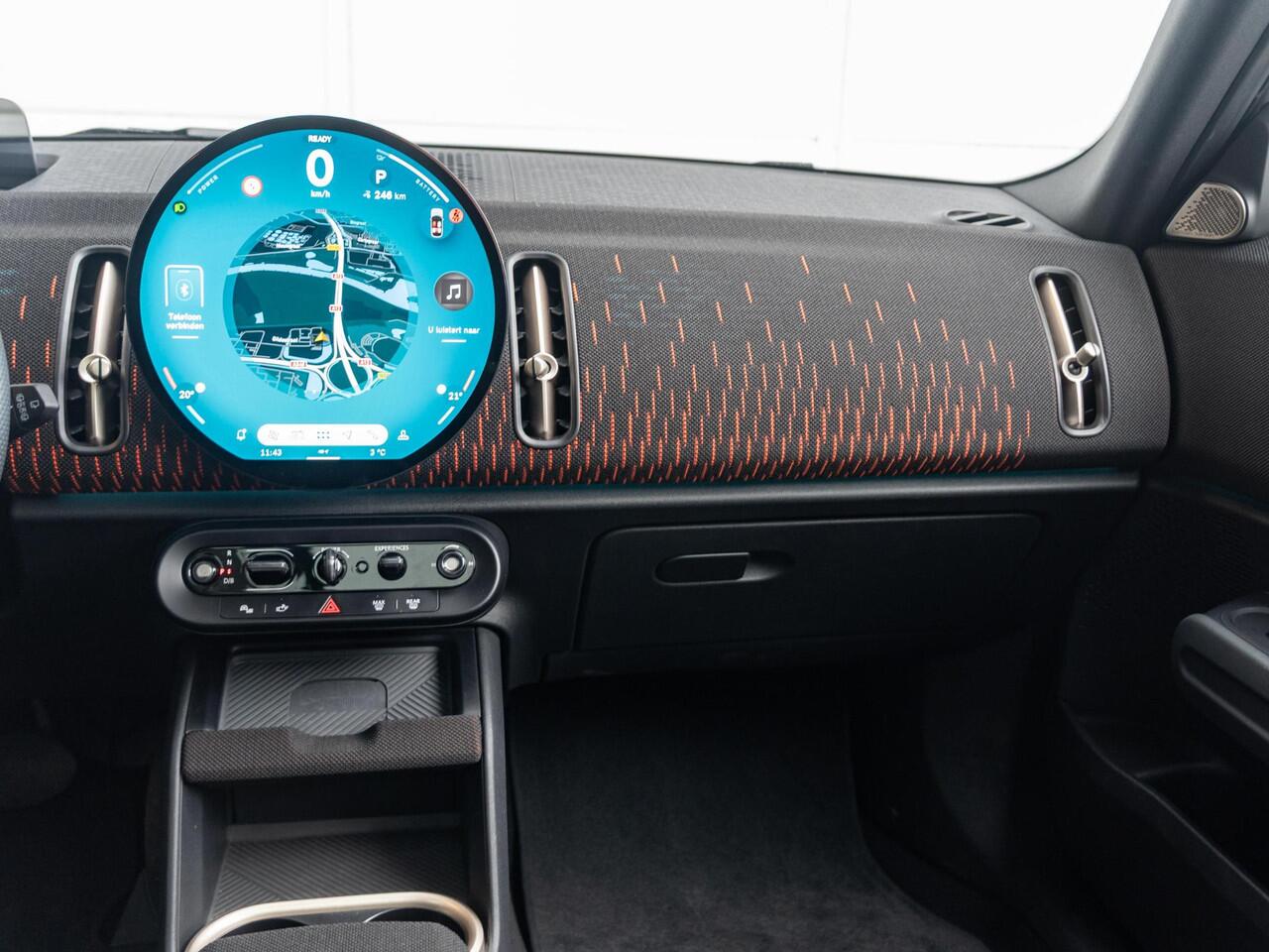 Mini COUNTRYMAN SE JCW + XL pakket + Trekhaak + Adaptieve Cruise + 360 camera