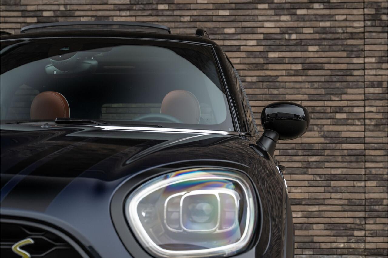 Mini COUNTRYMAN Mini Cooper SE Hybrid ALL4 JCW-Trim | Navi | Panorama | Leder Chester | Memory | Head-Up | H&K | Camera | 19"LM | Enigmatic Black