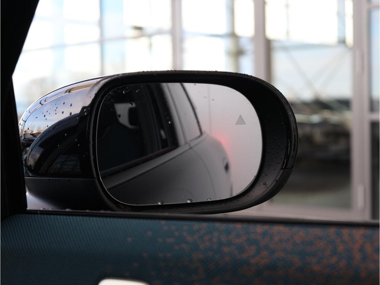 Mini COUNTRYMAN Mini E John Cooper Works L 66.5 kWh Stuurwiel verwarmd/ Comfort Access/ Panoramadak/ Driving Assistant Plus/ Harman-Kardon/ Head-Up/ Stoelverwarming