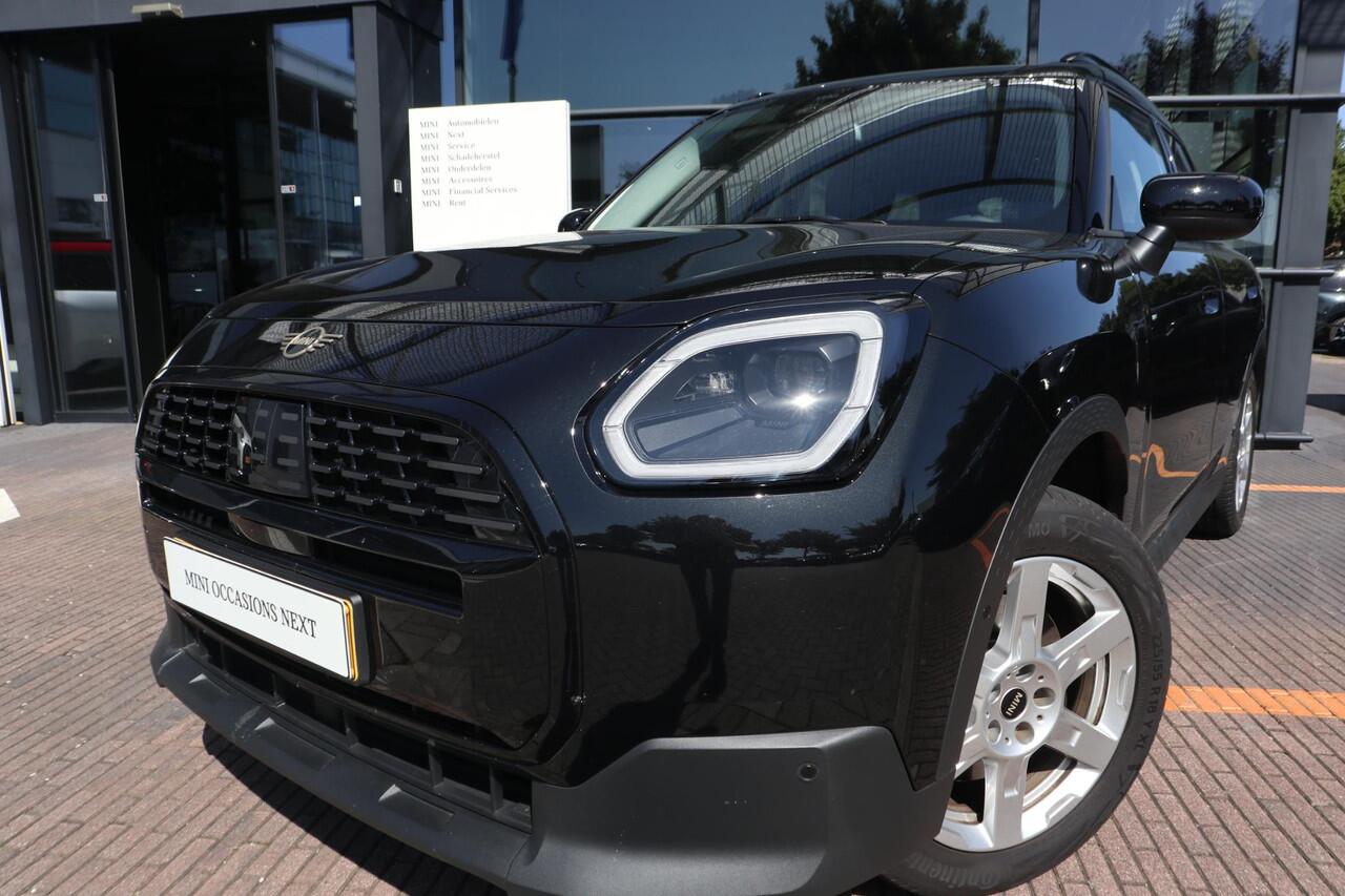 Mini COUNTRYMAN C Classic | Pakket M | Stoel- en Stuurverwarming | Comfort Access | Panorama Dak | Trekhaak | Head-Up
