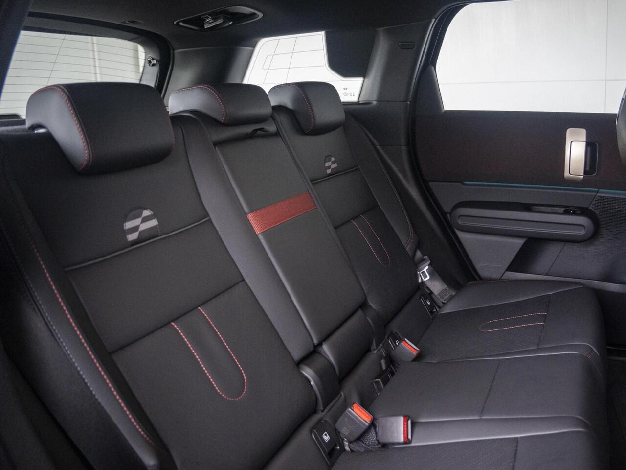 Mini COUNTRYMAN E John Cooper Works + S pakket + Stoel en Stuurverwarming