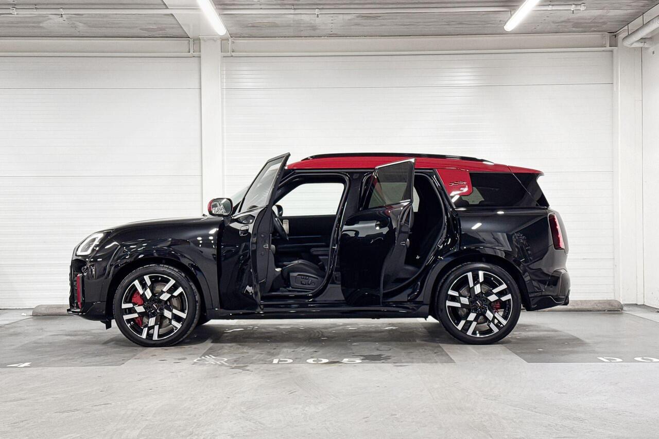 Mini COUNTRYMAN John Cooper Works All4 | Pakket XL | Panorama dak | 20" John Cooper Works Flag Spoke 2-tone