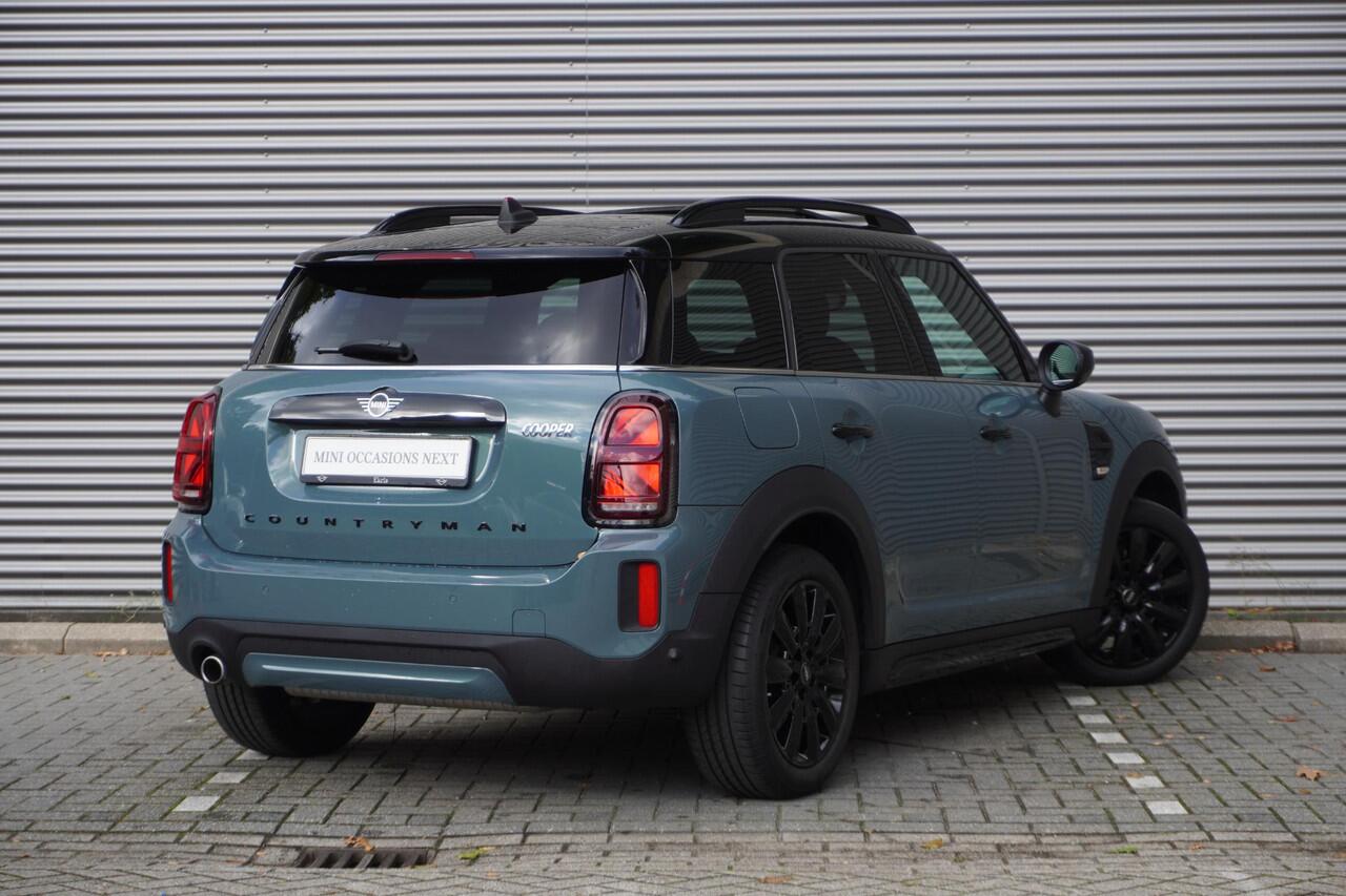 Mini COUNTRYMAN C Chili | Serious Business | Glazen panoramadak | Harman-Kardon sound system | Piano Black Exterior pack
