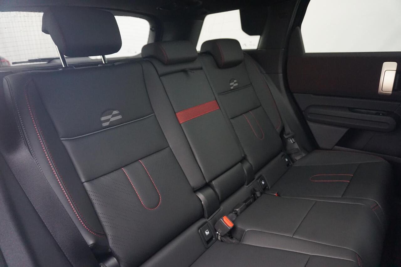 Mini COUNTRYMAN SE ALL4 John Cooper Works Trim | Pakket XL | Elektrische Trekhaak | Comfort Access | Driving Assistant Professional | Harman Kardon | Head-Up Display | Glazen panoramadak