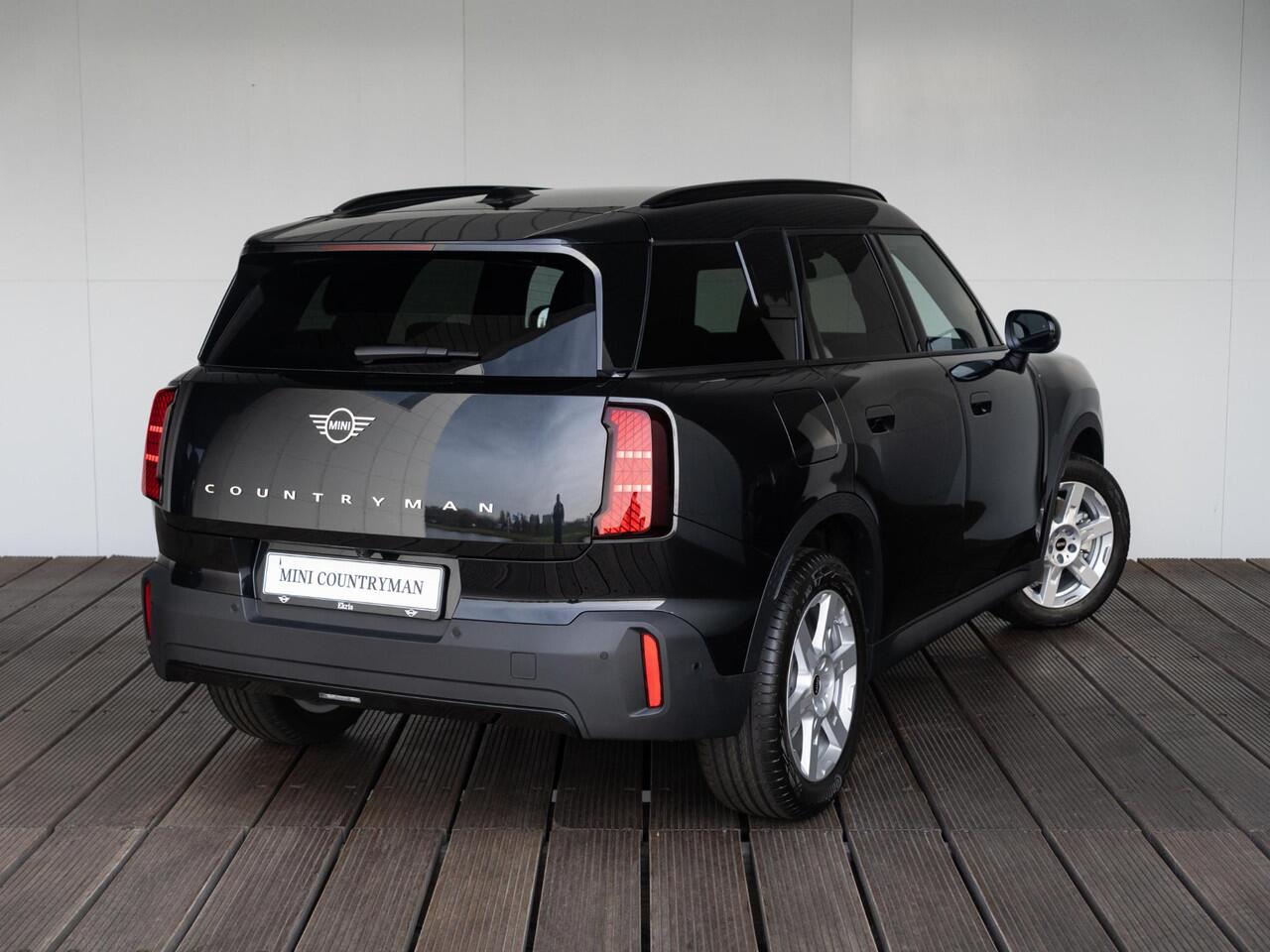 Mini COUNTRYMAN C | Blackyard Edition