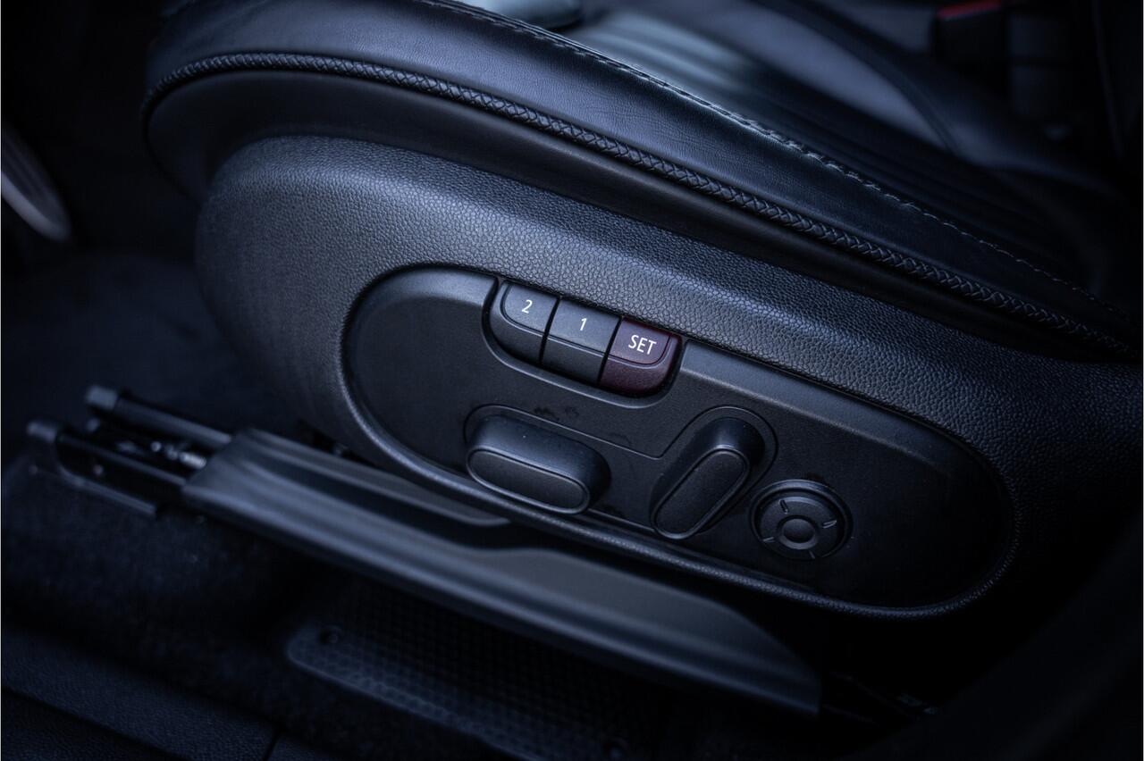 Mini COUNTRYMAN Mini Cooper S E ALL4 John Cooper Works ** Panodak ** Leer ** Memory ** H/K