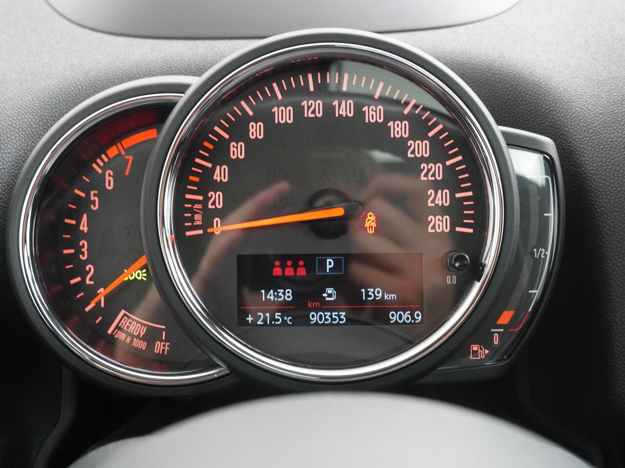 Mini COUNTRYMAN Cooper S Night Jack Edition | Stoelverwarming | Cruise Control | Panoramadak | LED |