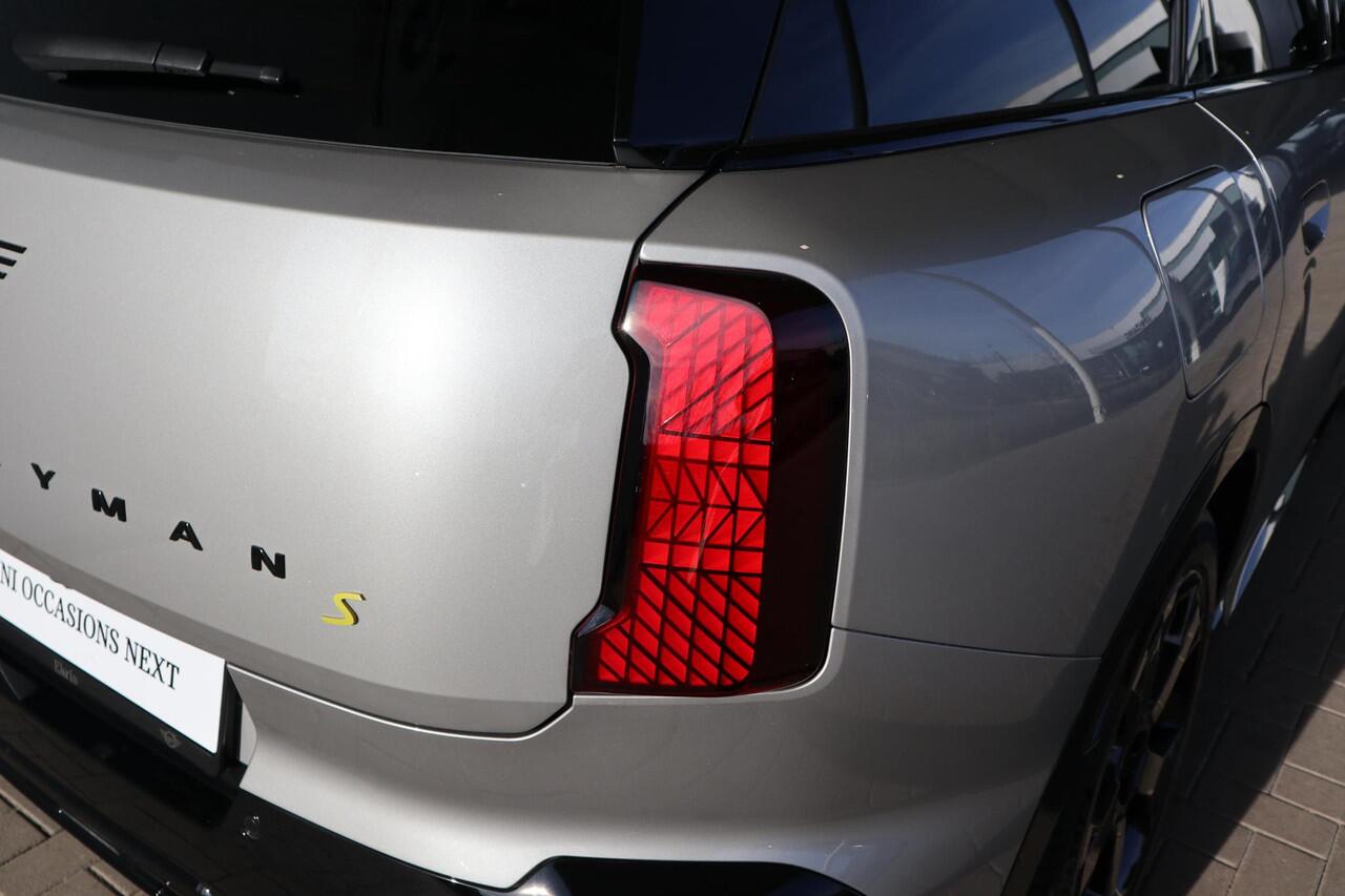 Mini COUNTRYMAN SE ALL4 | John Cooper Works S