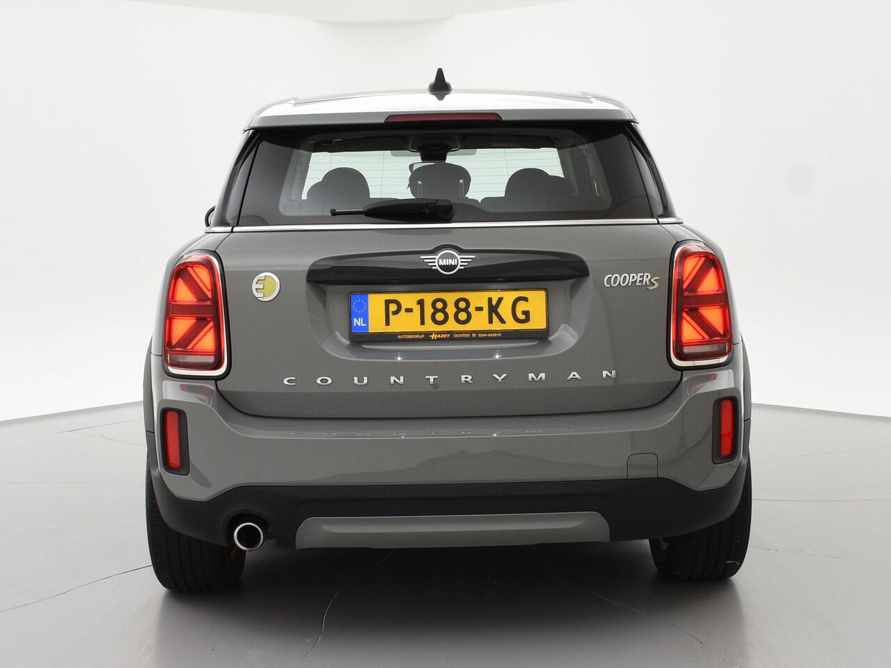 Mini COUNTRYMAN Mini 2.0 COOPER S E ALL4 PLUG-IN HYBRID 220 PK MOONWALK GREY + UNION JACK ACHTERLICHTEN | LED