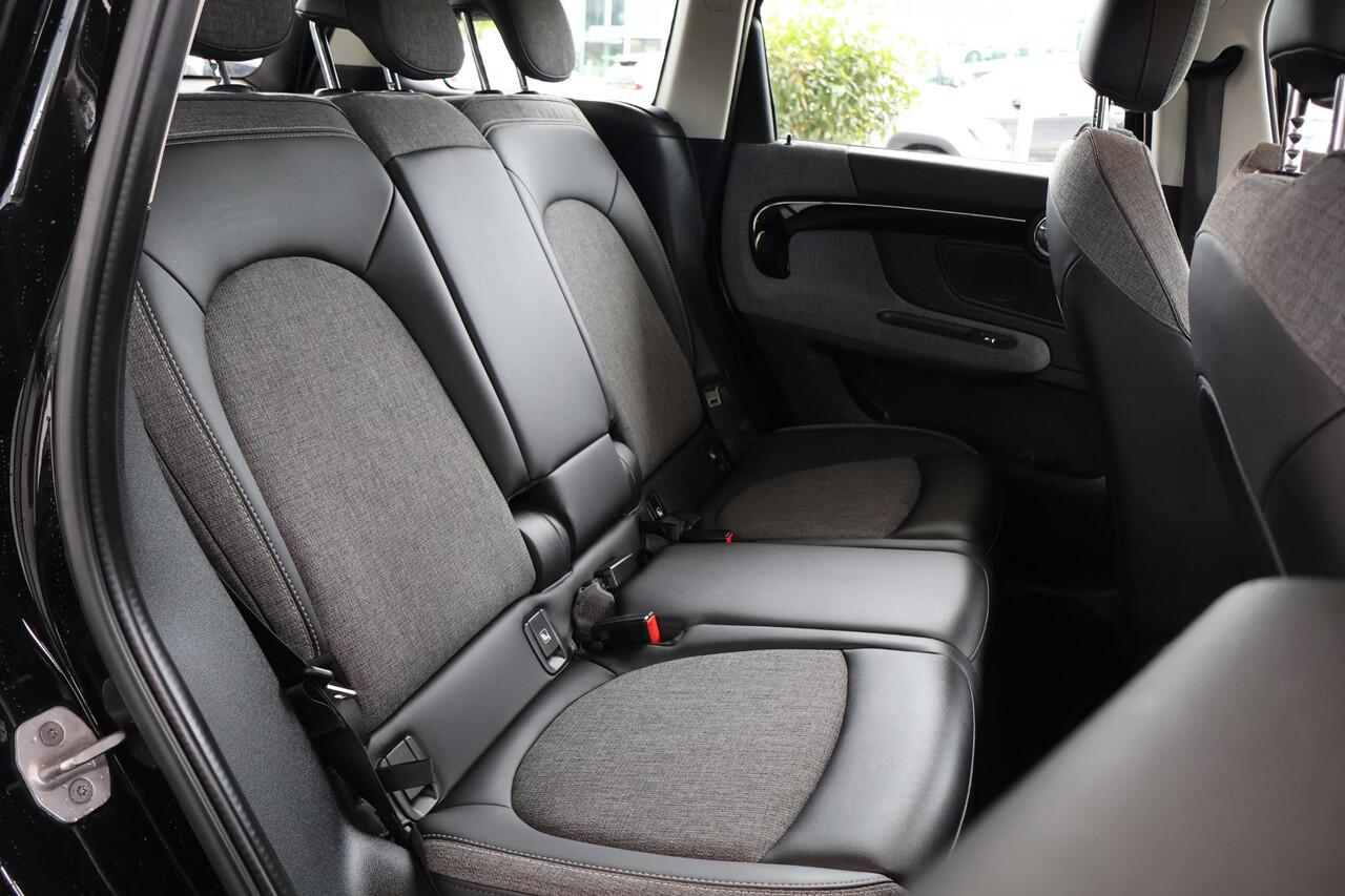 Mini COUNTRYMAN Mini 1.5 Cooper S E ALL4 Chili Navigatie | Cruise Control | Parkeersensoren | Comfort Access | 18" Licht Metaal | Sportstoelen