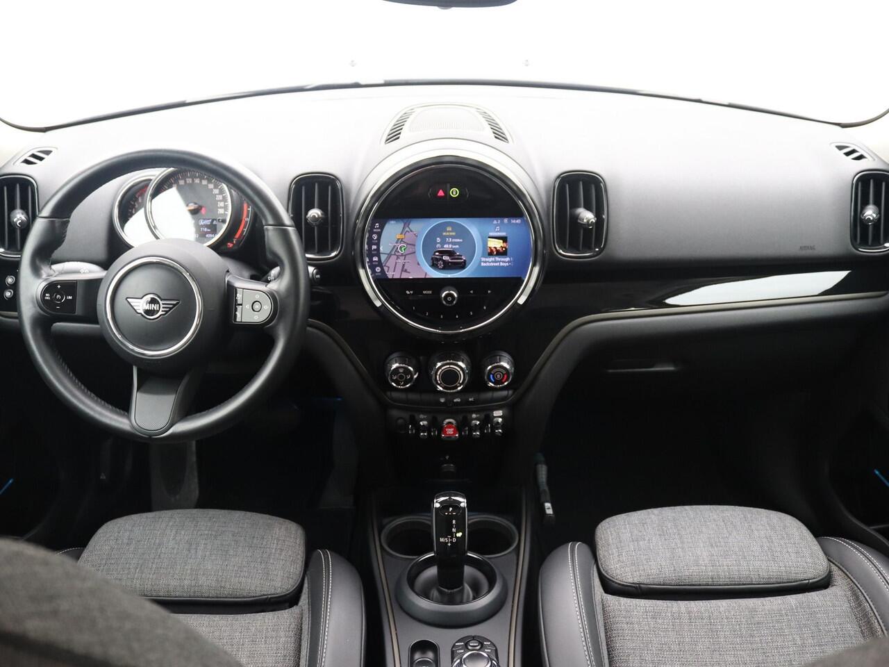 Mini COUNTRYMAN Mini 1.5 One Business Edition Automaat / Navi / Origineel NL