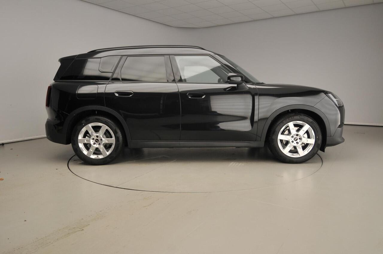 Mini COUNTRYMAN E | Blackyard Edition