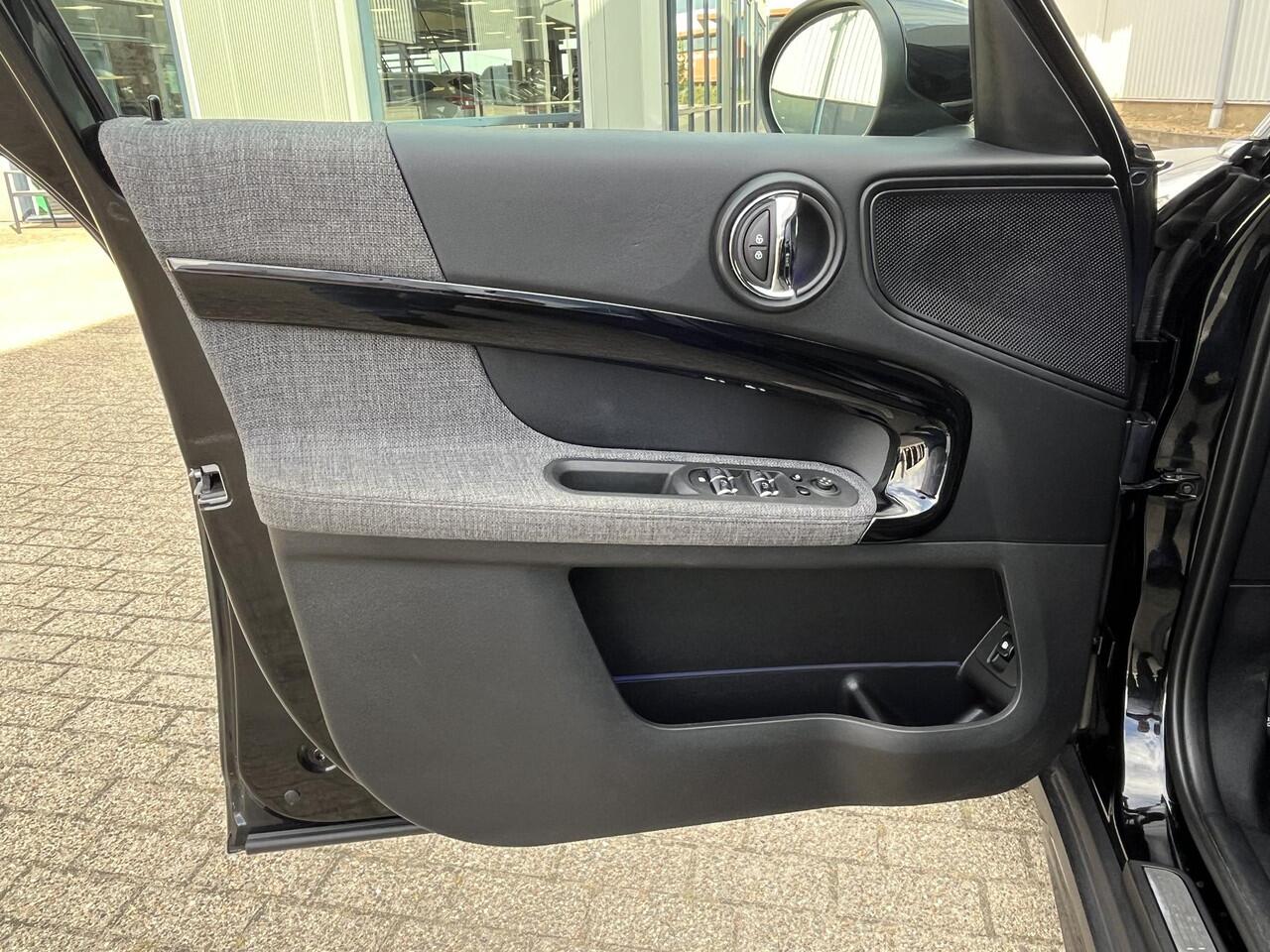 Mini COUNTRYMAN 2.0 Cooper S E ALL4 | Sportstoelen/Stoelverw./Carplay/Navi/LED