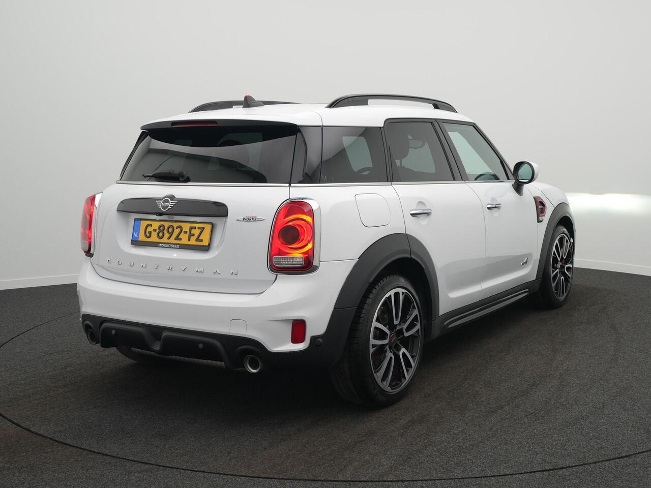 Mini COUNTRYMAN 2.0 John Cooper Works ALL4 Chili - RIJKLAARPRIJS - Automaat - Achteruitrijcamera -Stoelverwarming - 306 PK