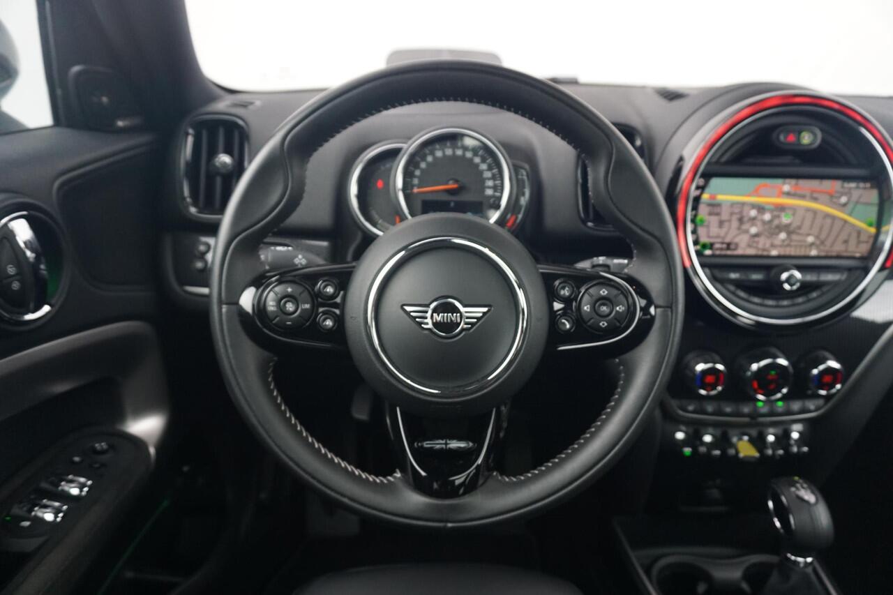 Mini COUNTRYMAN Cooper SE ALL4 Chili | Comfort Access | Head-Up Display | Harman Kardon | Driving Assistant | Stoelverwaming | MINI Yours Leer