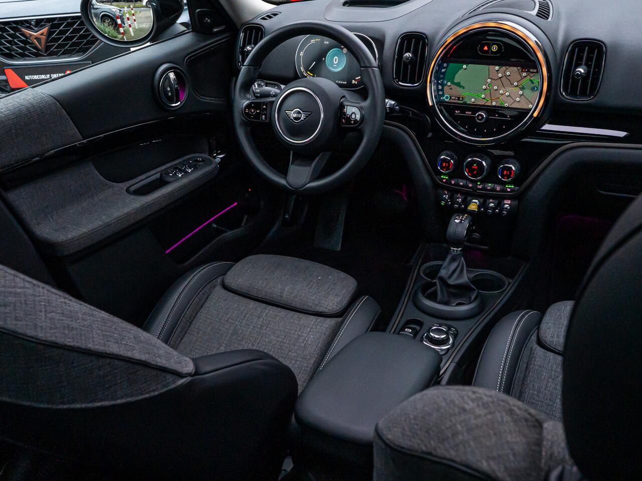 Mini COUNTRYMAN Mini 2.0 Cooper S E ALL4 Chili PANO HARMAN KARDON CAMERA MEMORY STOEL LED HEAD UP DISPLAY