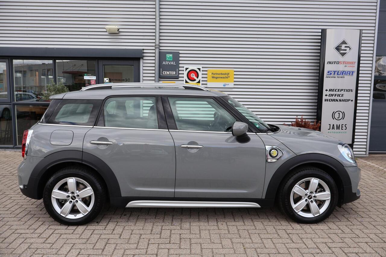 Mini COUNTRYMAN Mini 2.0 Cooper S E ALL4 Salt 1e Eigenaar | NAP | Dealer Onderh | BTW | 225PK | 2 Kabels | Keyless | Carplay | PDC | LED | Cruise | Start/Stop | Hill-Hold