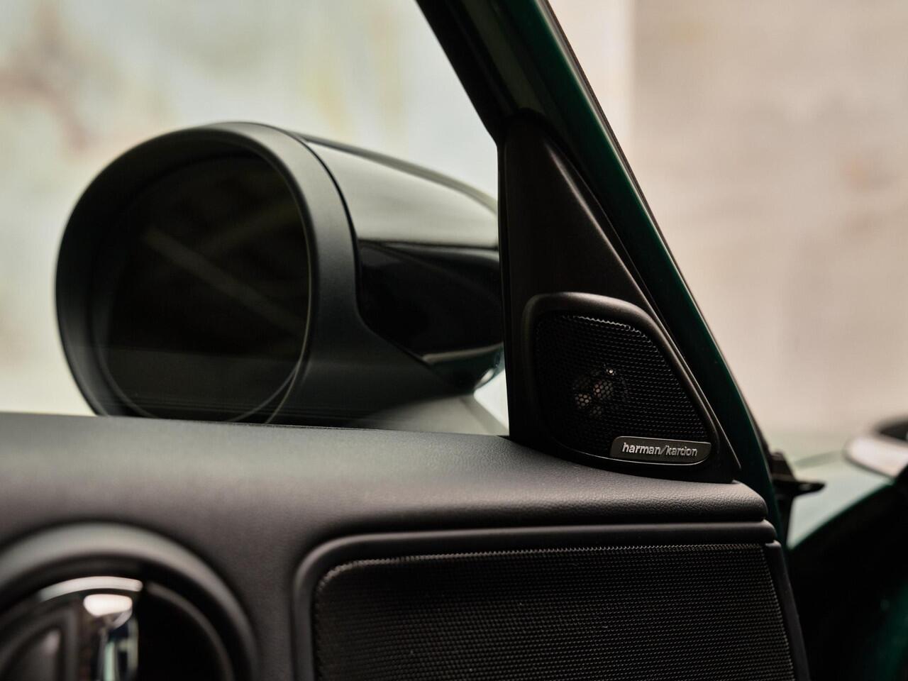 Mini COUNTRYMAN 1.5 Cooper S E ALL4, JCW pakket, 19", H/K, pano, LED-kopl., ACC, Keyless, privacy