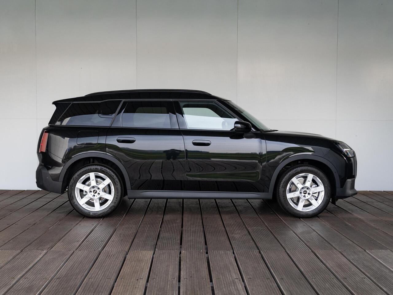 Mini COUNTRYMAN C | Blackyard Edition