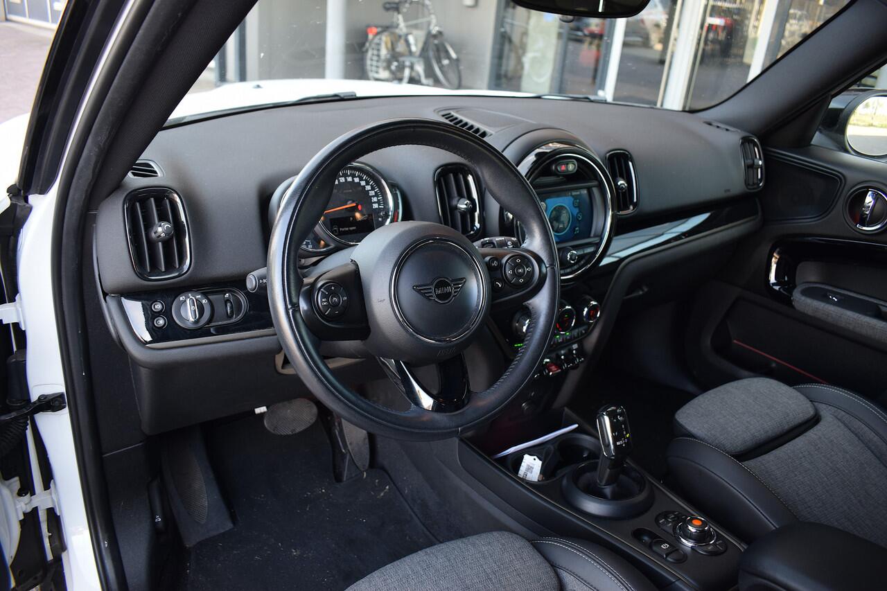 Mini COUNTRYMAN Mini 1.5 Cooper Chili | Apple CarPlay | Half Leer | Stoelverwarming