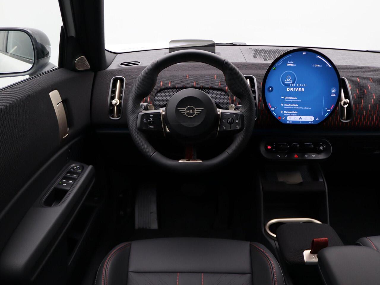 Mini COUNTRYMAN John Cooper Works Pakket XL + Glazen panoramadak + Parking Assistant Plus + Driving Assistant Professional + Harman Kardon + Trekhaak + 20''