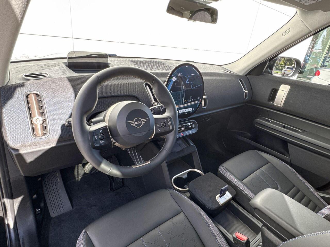 Mini COUNTRYMAN C Classic M Plus