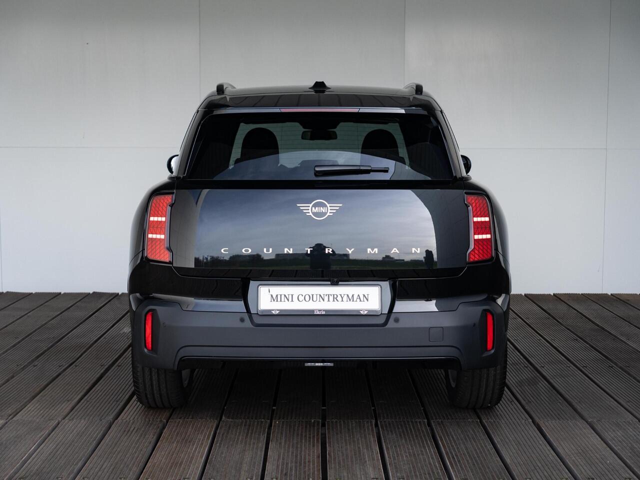Mini COUNTRYMAN C | Blackyard Edition