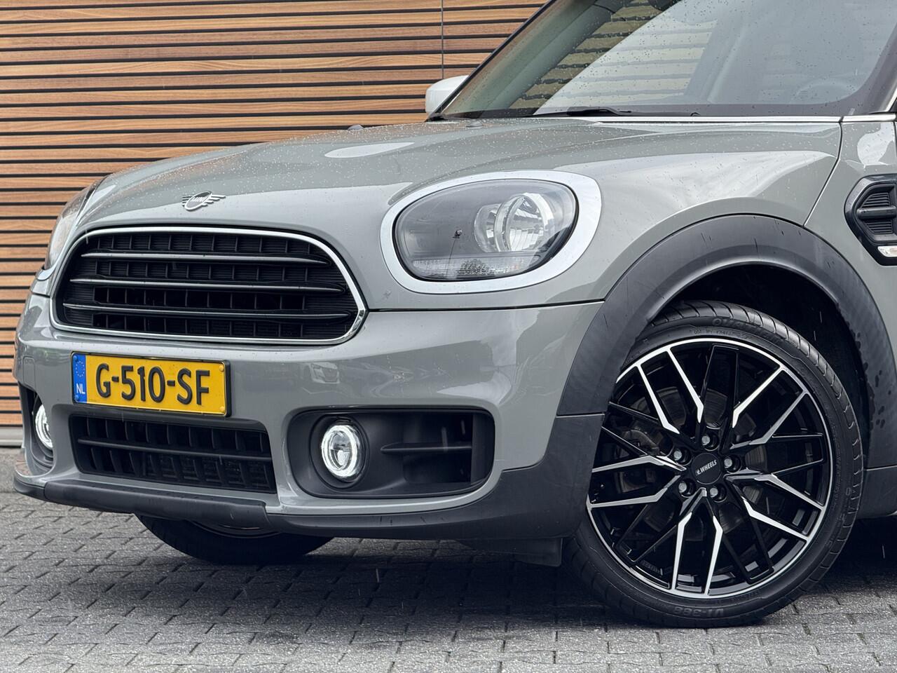 Mini COUNTRYMAN Mini 1.5 Cooper Business Edition Navi / Clima / Telefoon / Lm Velgen / PDC Achter