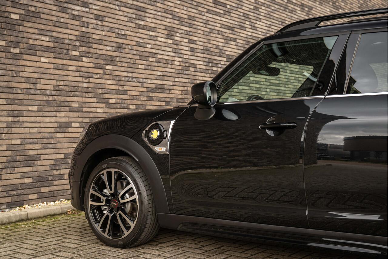 Mini COUNTRYMAN Cooper SE Hybrid ALL4 JCW-Trim | Navi | Panorama | Half Leder | Memory | Head-Up | H&K | Camera | 19"LM | Midnight Black