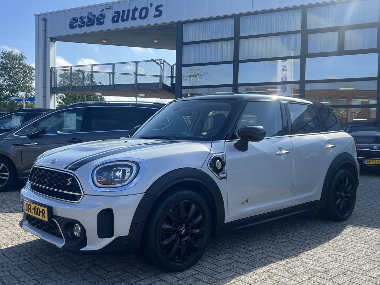 Mini COUNTRYMAN Mini 2.0 Cooper SE ALL4 Navi Prof Panoramadak Elek Sportstoelen Leer Keyless Carplay Stoelverwarming Harman Kardon ACC Camera Head-UP Adaptieve Led 18 Inch Plug In Hybride