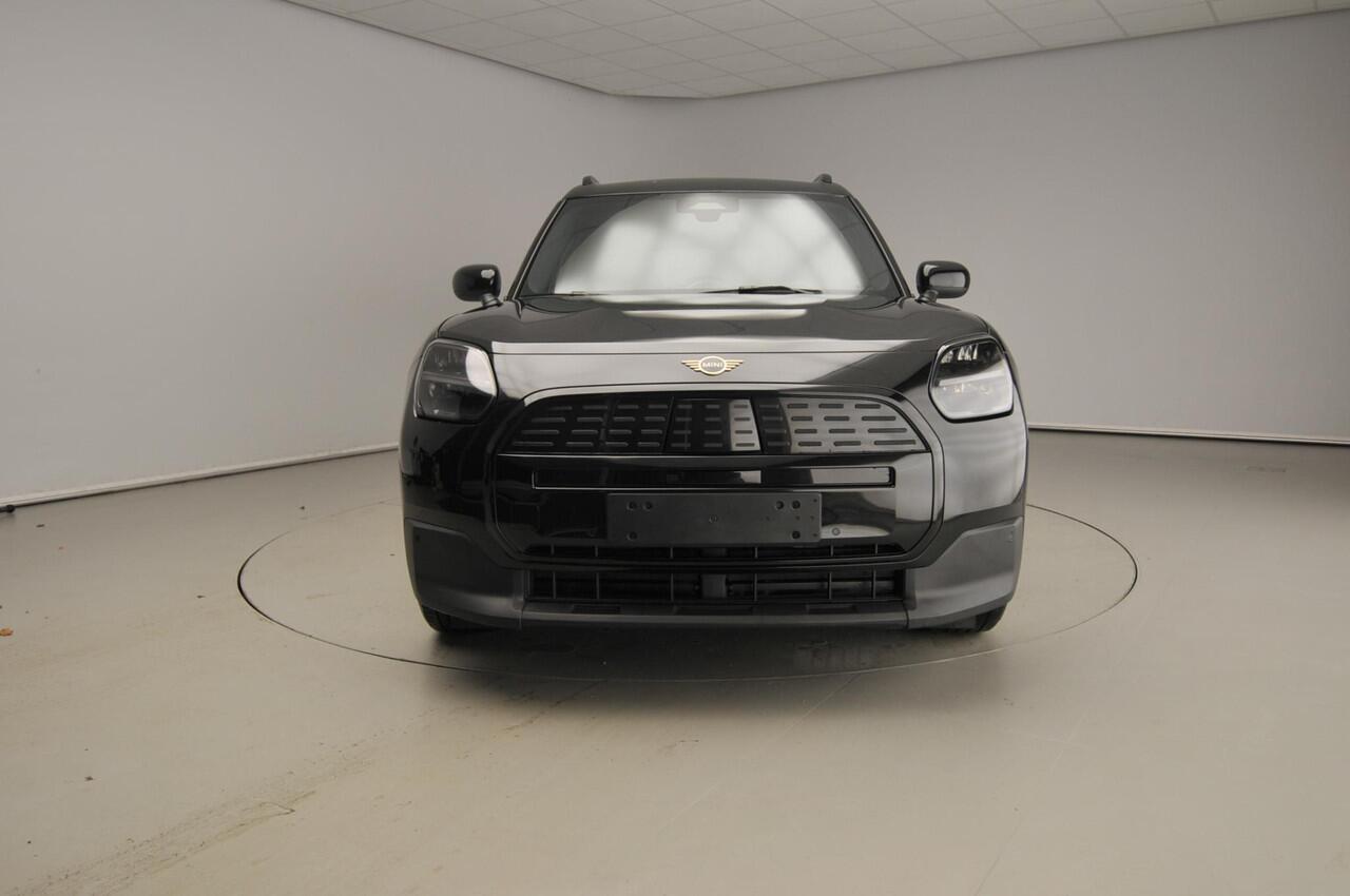 Mini COUNTRYMAN E | Blackyard Edition