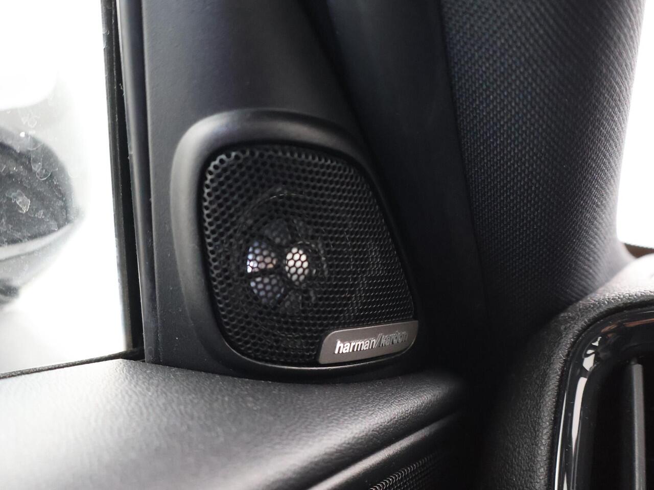 Mini COUNTRYMAN Mini 1.5 COOPER AUT. ORIG. NL CHILI + LEDER | CAMERA | HEAD-UP | LED | HARMAN/KARDON