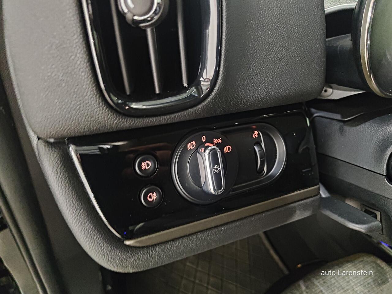 Mini COUNTRYMAN Mini 1.5 Cooper 136pk Business Classic Edition 100kw Carplay / A.Cam./ Navi / Cruise C./ ECC