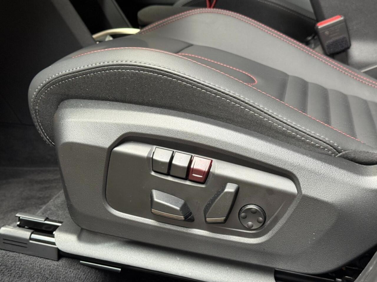 Mini COUNTRYMAN 1.5 C 170pk John Cooper Works XL panorama trekhaak massage Hea