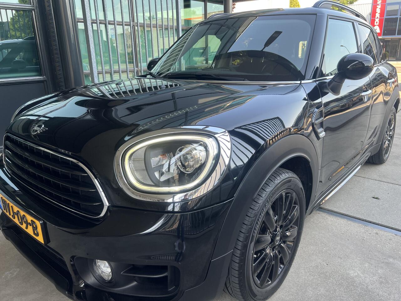 Mini COUNTRYMAN Mini 1.5 Cooper Chili | CRUISE CONTROL | CLIMATE CONTROL | STOELVERWARMING | LMV 18'' | PDC | KEYLESS | LED | BLUETOOTH