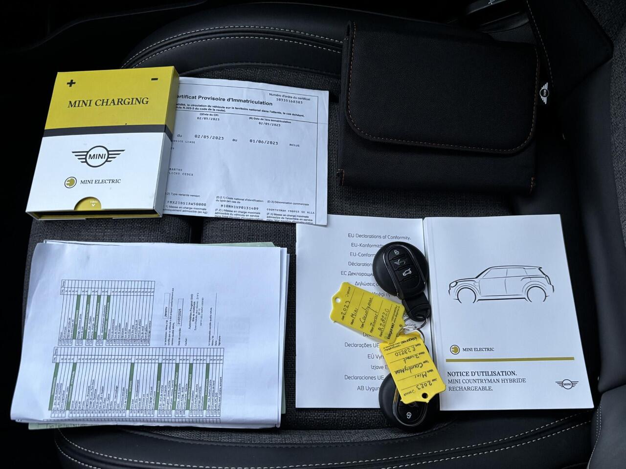 Mini COUNTRYMAN Cooper S E ALL4 Untamed Edition PHEV / Dealer Onderhouden / HUD / Navigatie / Apple Carplay & Android Auto / Stoelverwarming / Cruise / Clima /