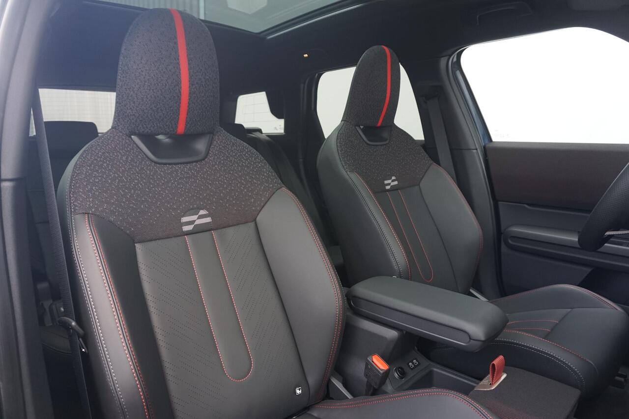 Mini COUNTRYMAN John Cooper Works ALL4 | Pakket XL | Driving Assistant Professional | Harman Kardon | Panoramadak | Trekhaak | Stoel & Stuurverwarming