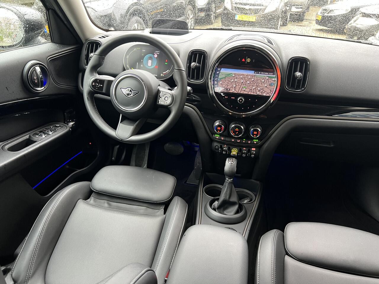Mini COUNTRYMAN Mini 2.0 Cooper S E ALL4 Navigatie Leer Dealeronderhouden