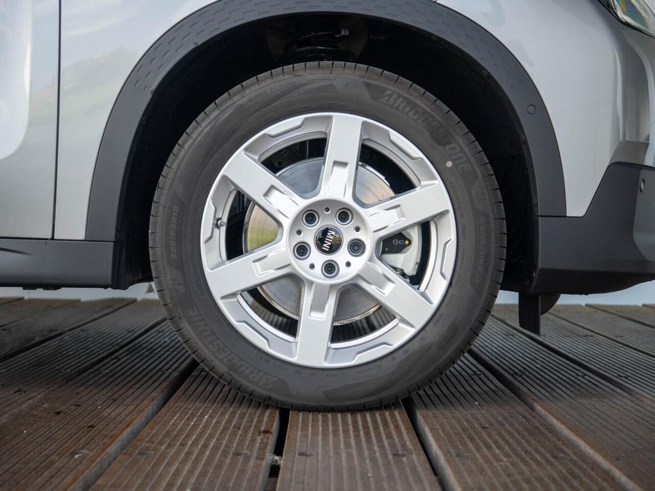 Mini COUNTRYMAN C Classic Trim + Package M